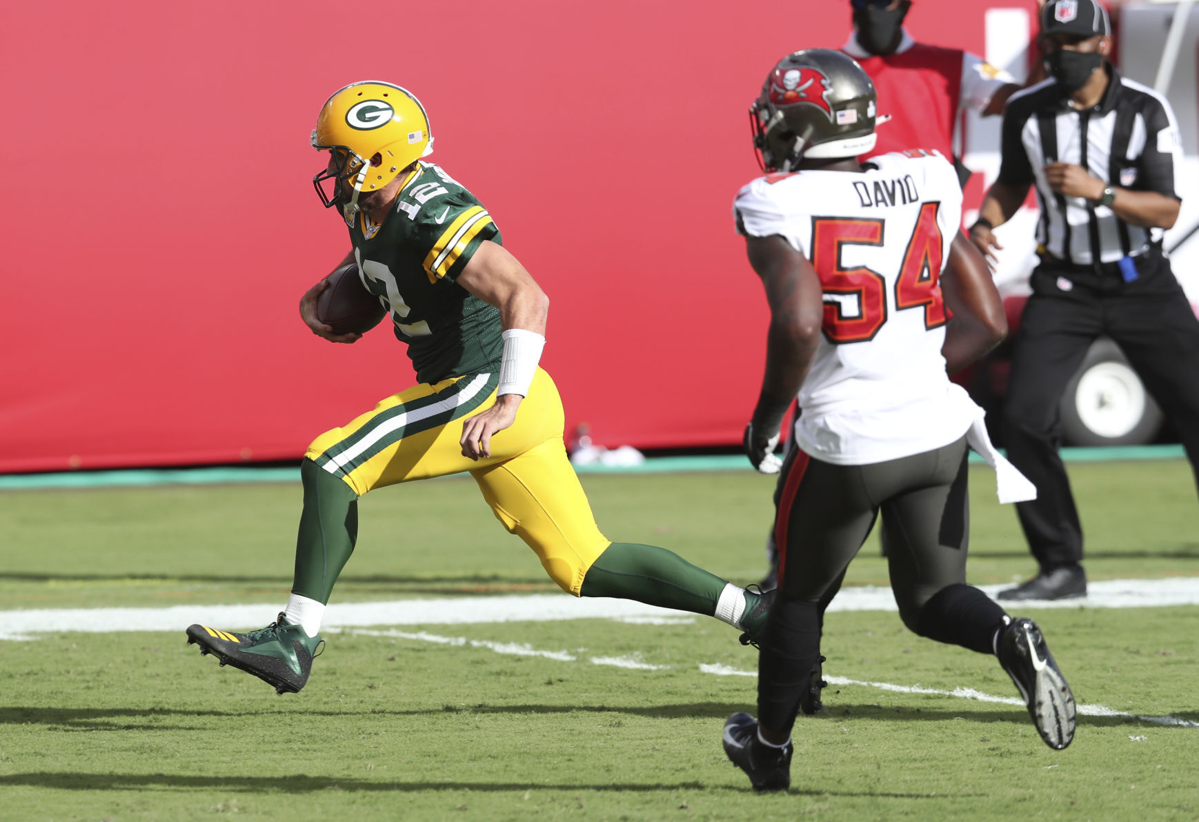 Buccaneers 38, Packers 10